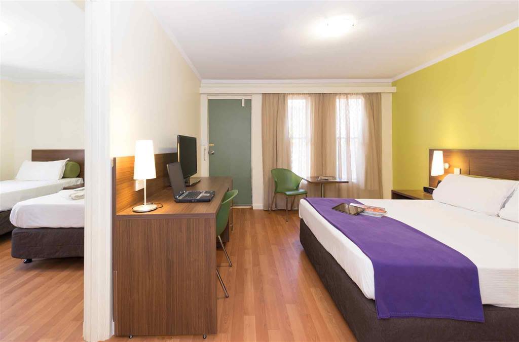 Ibis Styles Karratha Hotel Kültér fotó