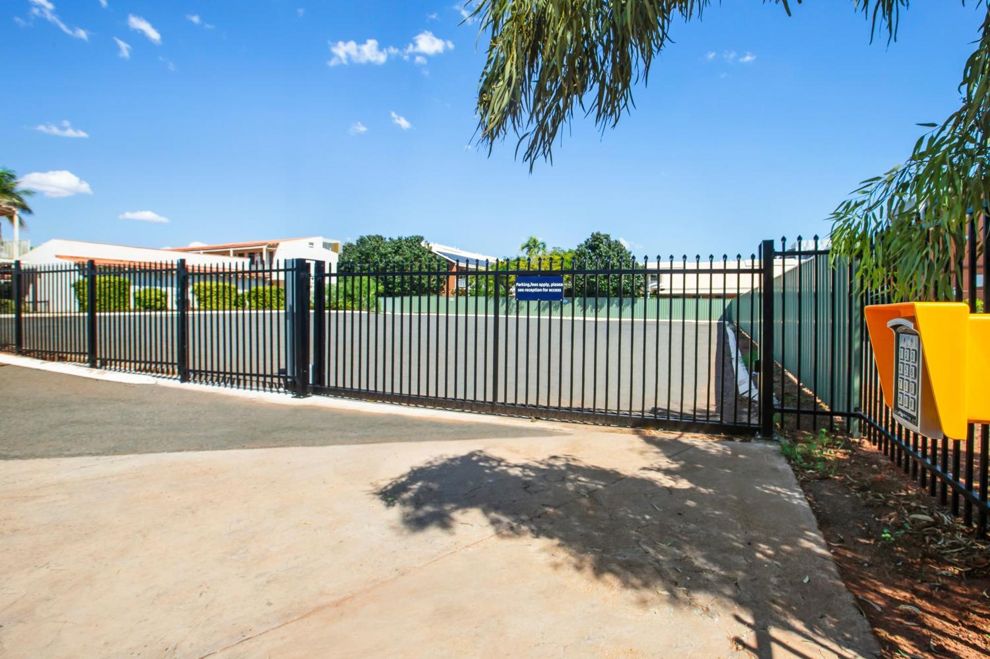 Ibis Styles Karratha Hotel Kültér fotó