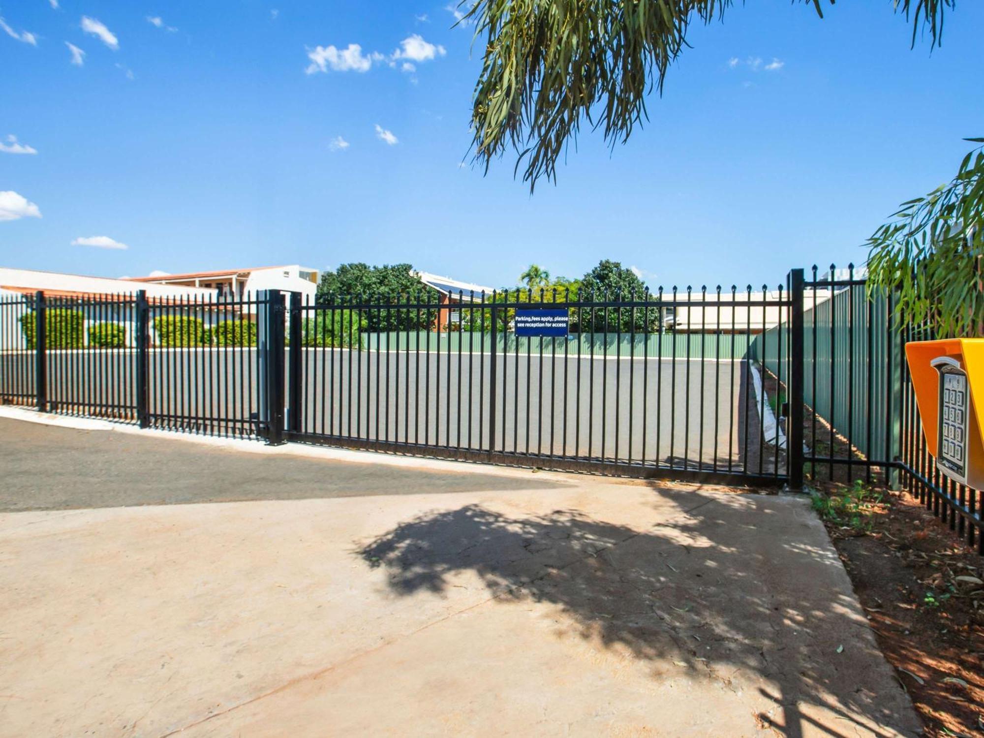 Ibis Styles Karratha Hotel Kültér fotó